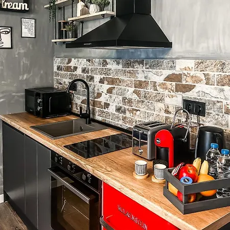 Boutique Loft, Center *